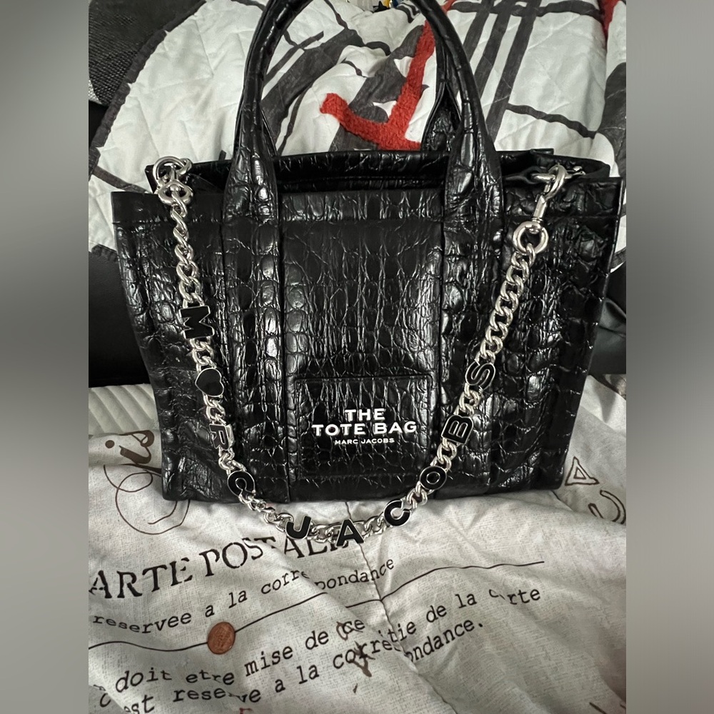 Marc Jacob's Chain Strap- silver/black,lobster claw fastening